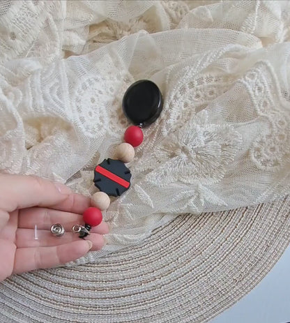 Thin Red Line Badge Reel, Emergency Firefighter, firefighters Appreciation, Badge Holder